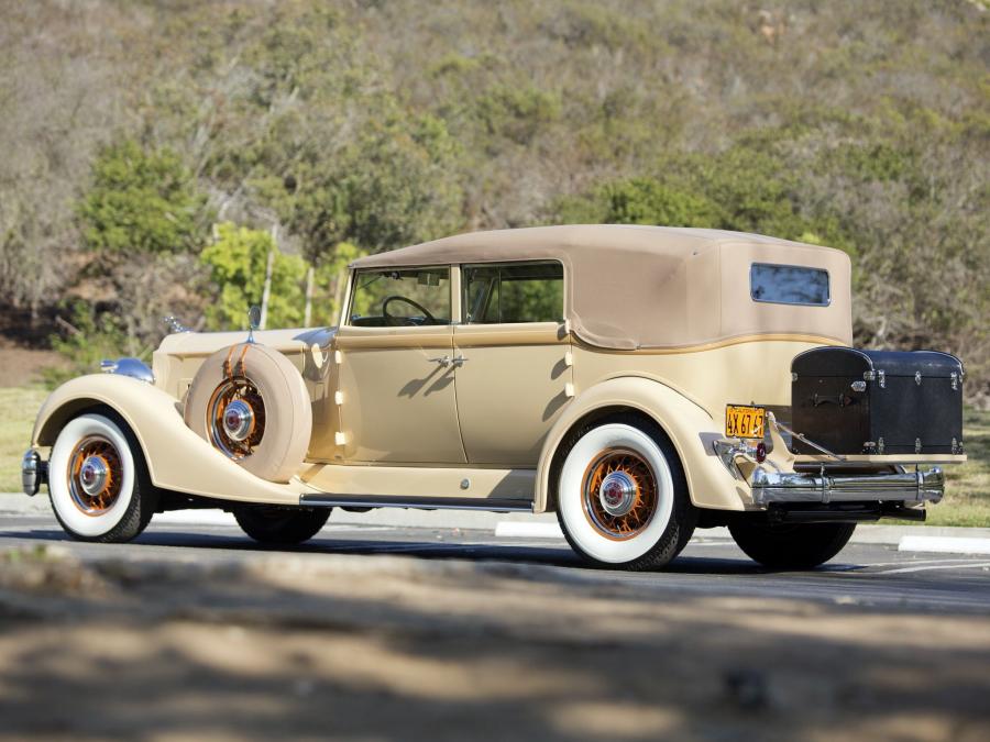  Packard Twelve Convertible Sedan 1934 года  (фото 2 из 44)